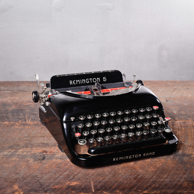 Remington 5 Streamline Typewriter Aesthetic Correlation
